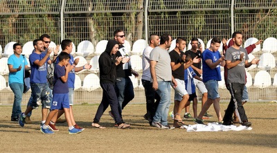 אוהדי הפועל פ&qout;ת (רדאד ג´בארה) אוהדי הפועל פ&qout;ת (רדאד ג´בארה)