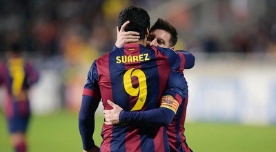 מסי מחבק את סוארס