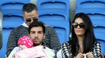 עומרי קנדה ביציע (רדאד ג´בארה)