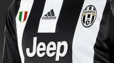 סט המדים הראשון של יובנטוס ואדידס (מערכת ONE)