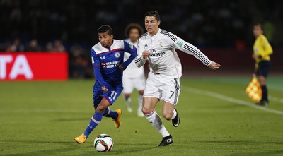 כריסטיאנו רונאלדו נאבק (רויטרס)