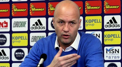 ג&acute;ורדי קרויף. הרמה תרד ושחקנים ייפלו בין הכיסאות (יניב גונן)