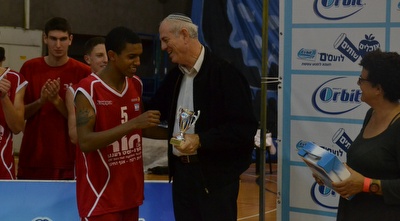 מייקל בריסקר (עדן מאיר) (מערכת ONE) מייקל בריסקר (עדן מאיר) (מערכת ONE)