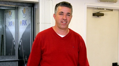 רמי כהן. מוכן לארגן הקרנה בסניטמק של הבר מצווה  (יניב גונן)