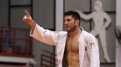 אורן ששון בסיום (רדאד ג´בארה) אורן ששון בסיום (רדאד ג´בארה)