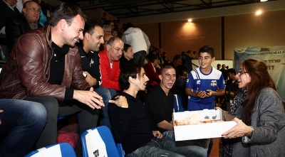 בניון, ורד וסטנוייביץ´ (עמית מצפה)