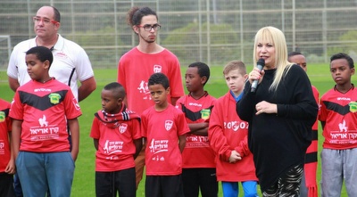 רחל שפירא נושאת מספר מילים (מאור אלקסלסי)