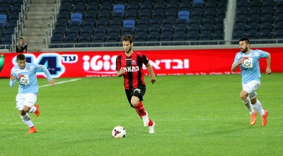 אוסטוינד פורץ (חגי ניזרי)