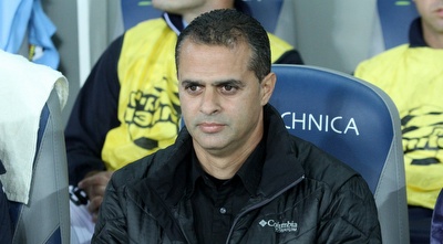 אלון חרזי (חגי ניזרי)