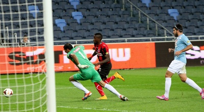 ריקטס עוקף את גורש (חגי ניזרי)