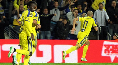 טל בן חיים חוגג (רדאד ג´בארה)