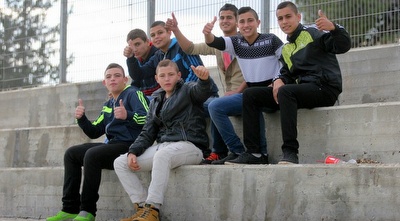 אוהדים (משה חרמון)