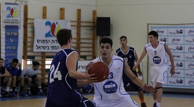 סבטייב מול שפע (צילום: נועה בצלאל) (מערכת ONE)