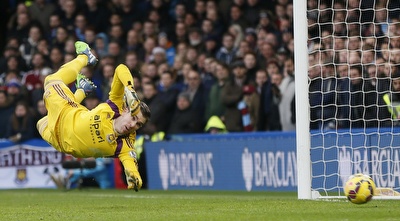 אדריאן מזנק (רויטרס)