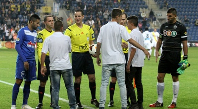 שני הקפטנים בפתיחה (חגי ניזרי)