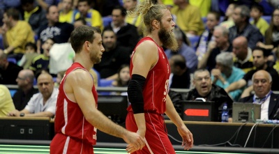 שולדבראנד וסקוורר (יניב גונן)