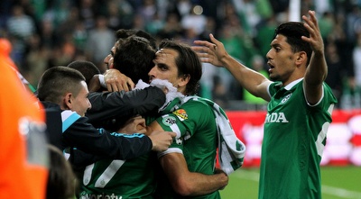 בניון חוגג עם תורג´מן  (רדאד ג´בארה)