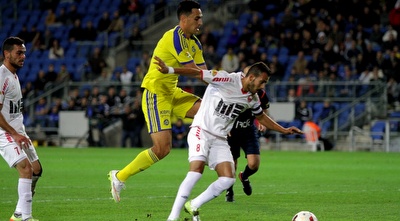 שניר שוקר וערן זהבי. הכוכב נעצר (יניב גונן)