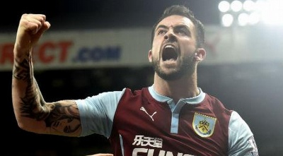 דני אינגס מברנלי חוגג (מערכת ONE)