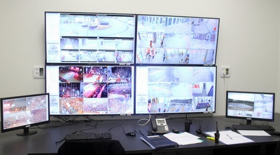 חדר בקרה (חגי ניזרי) חדר בקרה (חגי ניזרי)