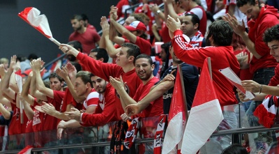 אוהדי הפועל ת&qout;א (חגי ניזרי)