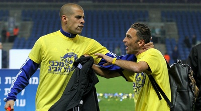 טל בן חיים בסיום גביע הטוטו. התיק של נוסא שוב יביא ניצחון? (רדאד ג´בארה) טל בן חיים בסיום גביע הטוטו. התיק של נוסא שוב יביא ניצחון? (רדאד ג´בארה)