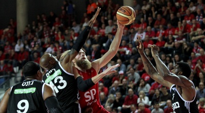 שולדבראנד עולה לסל (רדאד ג´בארה)