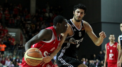 אליהו שומר על סקוט (רדאד ג´בארה)