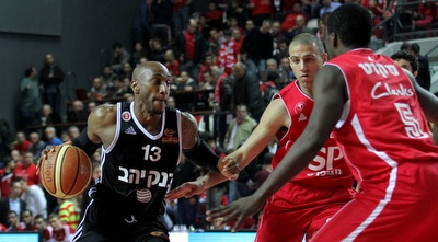 רייט עם הכדור (רדאד ג´בארה)