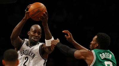 קווין גארנט מול האקסית (רויטרס) קווין גארנט מול האקסית (רויטרס)