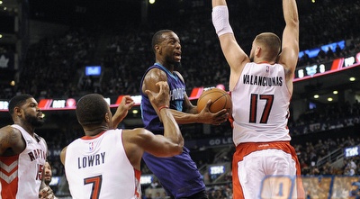 קמבה ווקר חודר בדרך לעוד שתי נקודות (רויטרס)