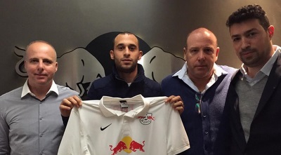 דמארי עם החולצה הרשמית של לייפציג