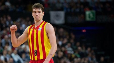 מריו הזוניה. רצו בהתחלה להשאיל אותו