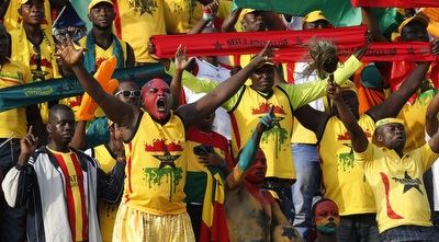 אוהדי גאנה ביציע (רויטרס)