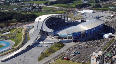 אצטדיון אינצ&acute;ון. (מערכת ONE)