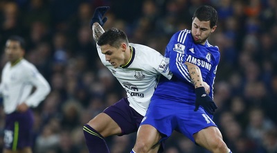 הזאר נאבק על הכדור (רויטרס) הזאר נאבק על הכדור (רויטרס)