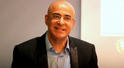 איציק לארי (משה חרמון)