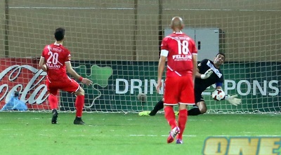 ביטון מחמיץ את הפנדל (עמית מצפה)