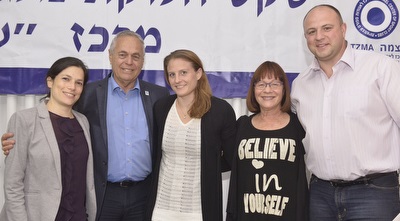 שלזינגר (אלון אולדסמן) (מערכת ONE) שלזינגר (אלון אולדסמן) (מערכת ONE)