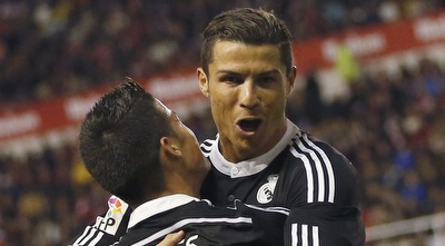 רונאלדו חוגג עם חאמס (רויטרס)