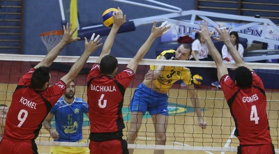 קומל ובצ&acute;קלה חוסמים (עמית מצפה)