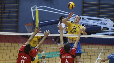 גנדי סוקולוב מכה (עמית מצפה)