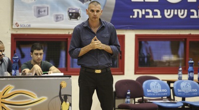 מיקי גורקה (איתי כהן)