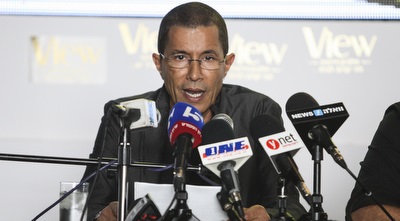 אלי טביב (איתי כהן)