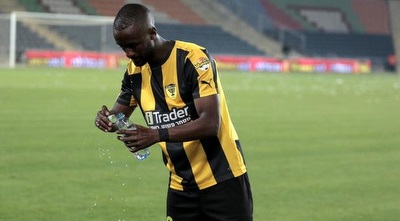 אלי דסה. גדל אצל הצהובים (אורן בן חקון)