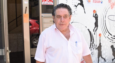 שאול אייזנברג. החזיר את אמסלם כדי שיעלה את האדומים ליגה (נעם מורנו)