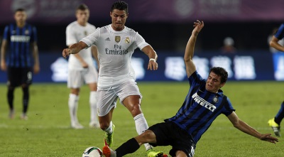 מתיאו קובאצ&acute;יץ&acute; וכריסטיאנו רונאלדו (רויטרס)