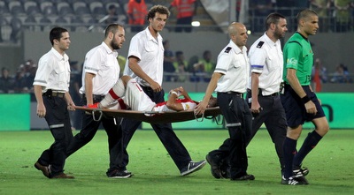 בומבה נפצע ומורד על אלונקה (יניב גונן)