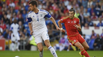 גארת&acute; בייל וניר ביטון (רויטרס)