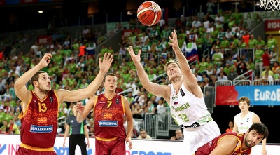 דראגיץ&acute; מול גיורוסקי (FIBA)